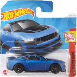 FORD MUSTANG DARK HORSE - THEN AND NOW